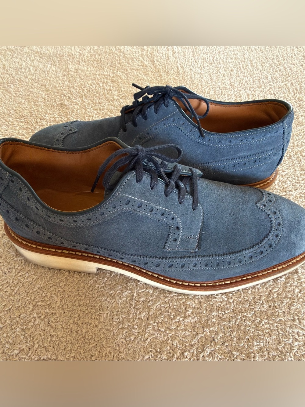 🔹Men's Allen Edmonds Blue Suede 
Wingtip Oxfords🔹